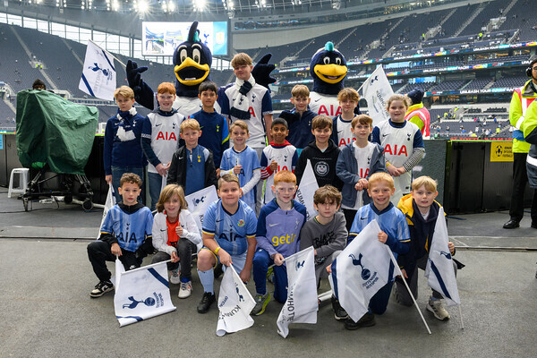 24-07 - Spurs v Aston Villa - Chirpy's Parade